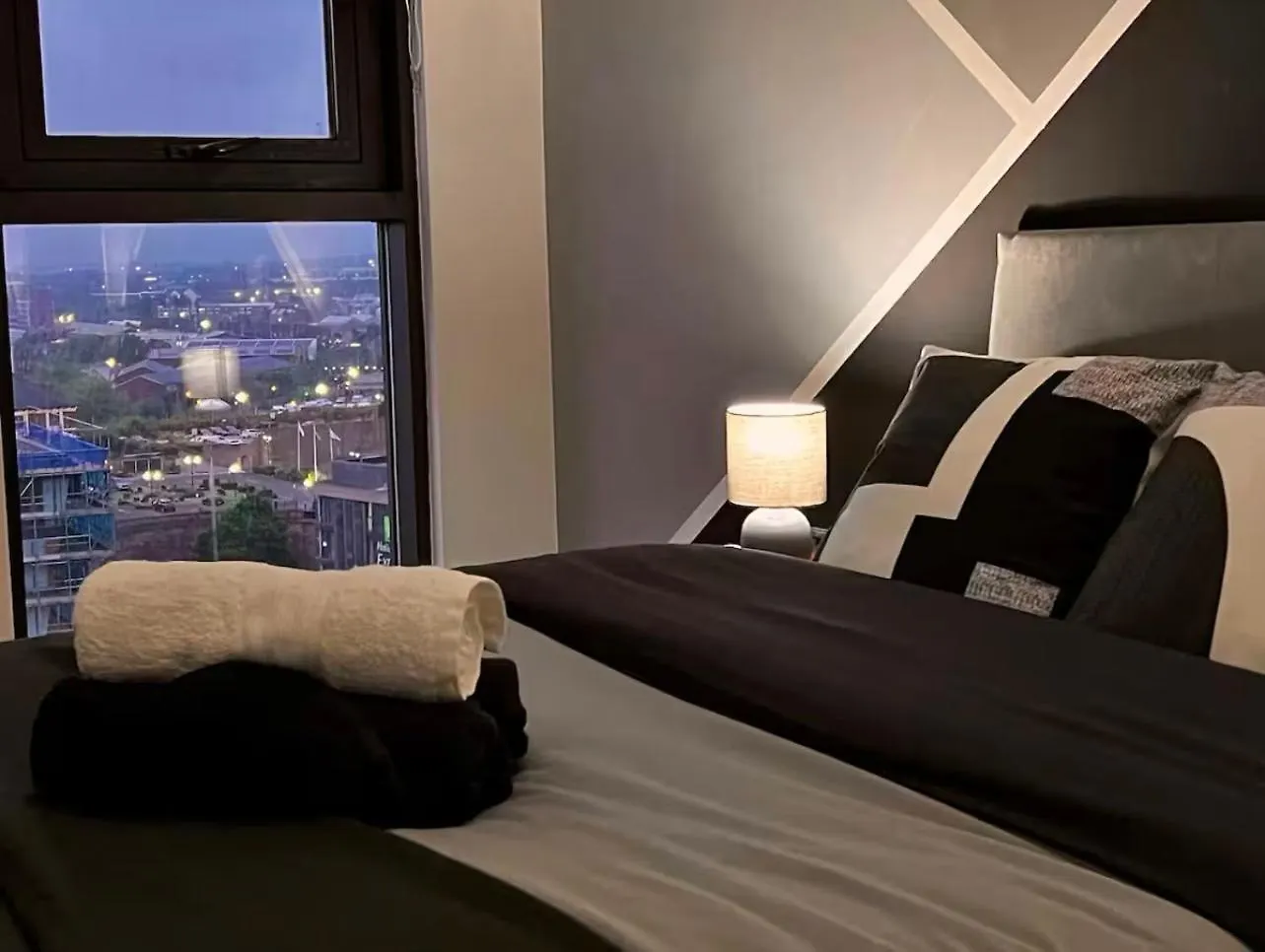 Penthouse Gem, Central, Scenic Views, Stylish, Modern, City Centre 2Br Sheffield Velká Británie